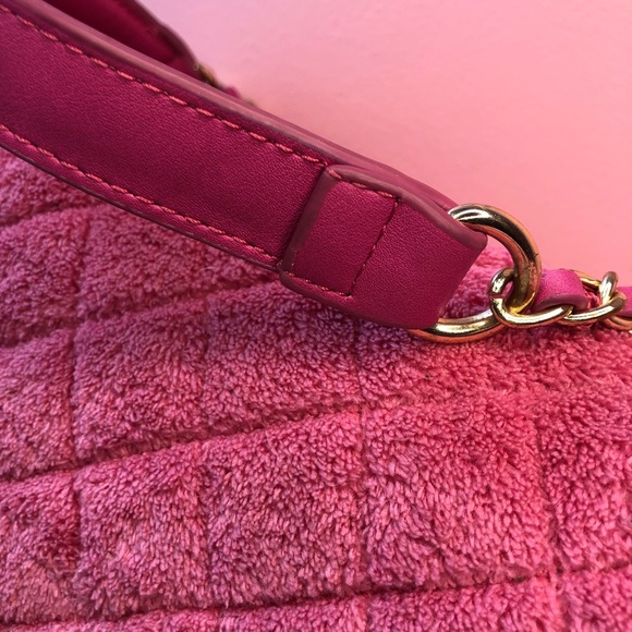 *HOLLYGRAIL* BETSEY JOHNSON* Barbie purse - Picture 4 of 9